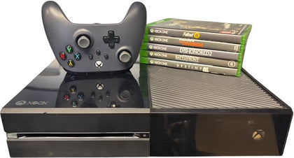 Microsoft Xbox One 500GB Console Bundle