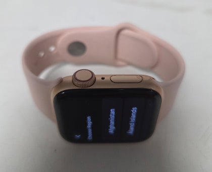 Apple Watch SE 1st Gen Rose Gold wifi & Cellular