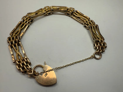 9CT GOLD GATE BRACELET WITH SAFETY CHAIN