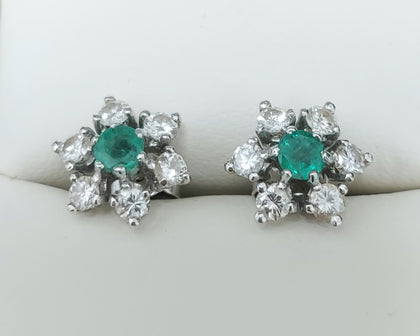 18ct White Gold Diamond & Emerald Vintage Flower Cluster Earrings