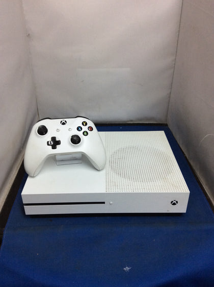 Xbox One S Console + Pad