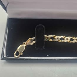 Gold Bracelet 375 9ct 11.6G coin Length