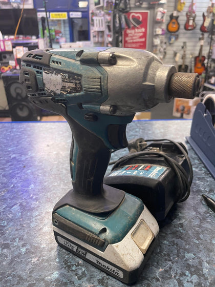 MAKITA IMPACTED DRILL.