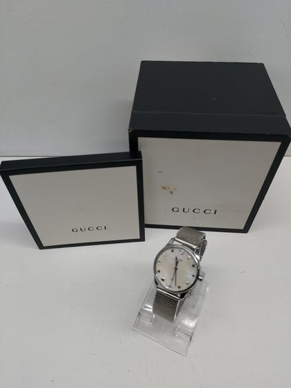 Gucci G-Timeless Quartz Ladies Watch - YA126583 - Bee Symbol - Mesh Strap - With Date - Boxed.