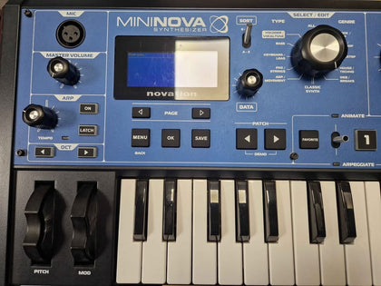 Novation MiniNova Analogue Moddelling Compact 37 Mini-key Synth