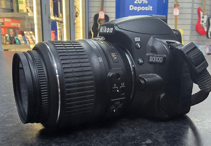 Nikon D3100 + 18-55mm 1:3.5-5.6G Lens