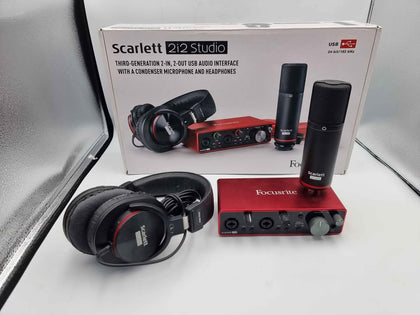 Focusrite Scarlett 2i2 (3rd Gen) Studio Bundle - Boxed With Headphone, Mic And Mixer