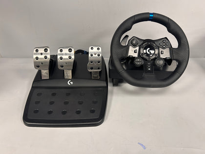 Logitech G923 Racing Wheel and Pedals PS5 PS4 & PC