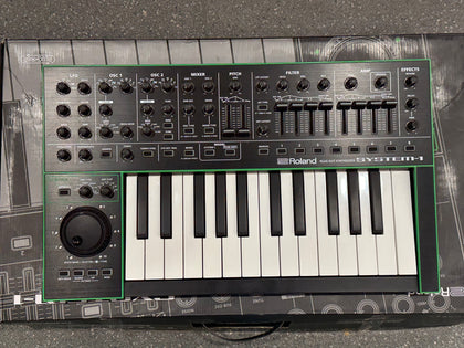 Roland System 1 Plug-Out Synthesizer MIDI USB