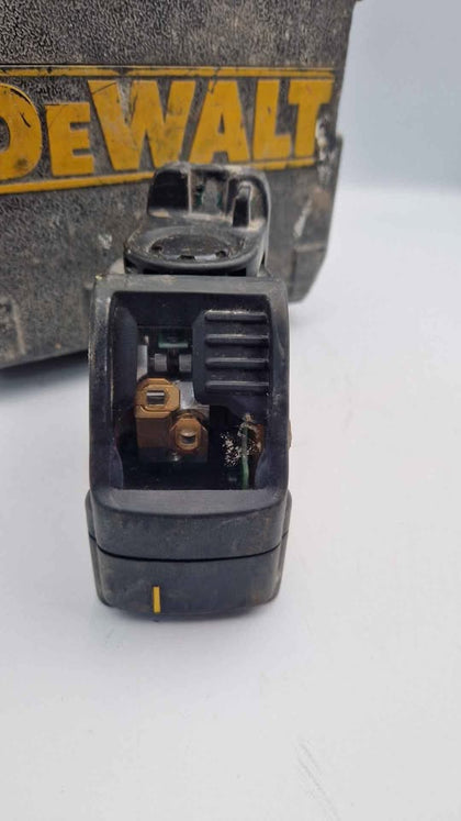 Dewalt DW087 Self Leveling Laser Level - Green Laser - With Case