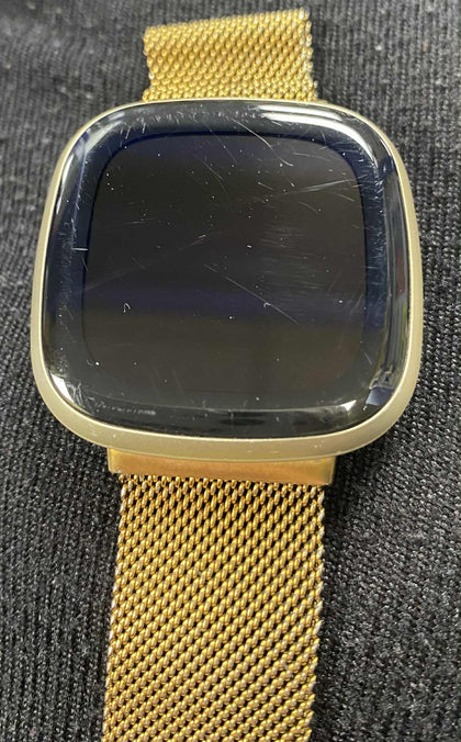 Fitbit versa 3 watch
