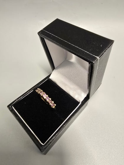 9ct Gold Ring with purple stone 375 2.1G Size P