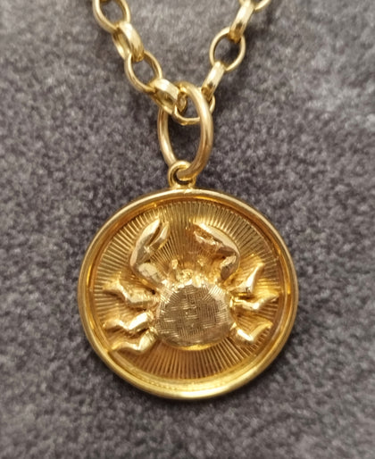 9ct Yellow Gold Belcher Chain & 'Cancer' Birth sign Pendant