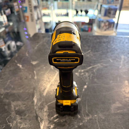 DeWalt DCF903 12v Brushless Impact Wrench & 1 x 5ah Battery - No Charger