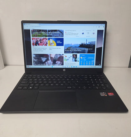 HP 15-fc0516na Laptop: AMD Ryzen 3 7320U, 4GB RAM, 128GB SSD windows 11