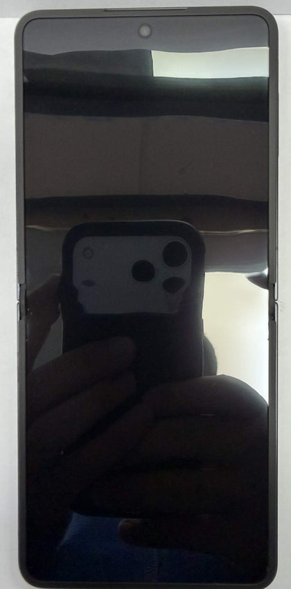 Samsung Galaxy Z Flip 7 - Jet Black , 512GB ** Any Network **