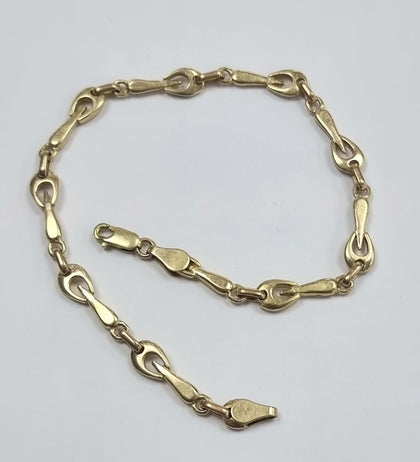 9ct Gold Fashion Bracelet 8