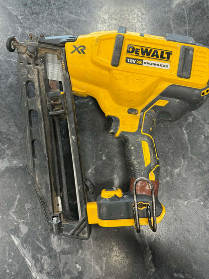 Dewalt DCN660 XR 18V Brushless Nail Gun - Body Only