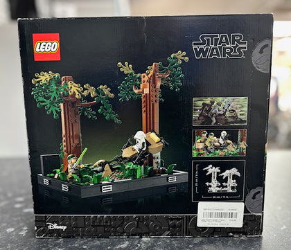 LEGO 75353 Star Wars Endor Speeder Chase Diorama