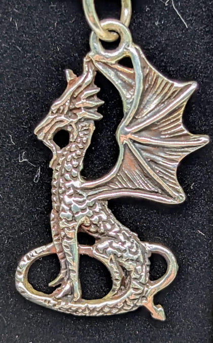 925 HALLMARKED SILVER, BYZANTINA CHAIN WITH DRAGON PENDANT, 24