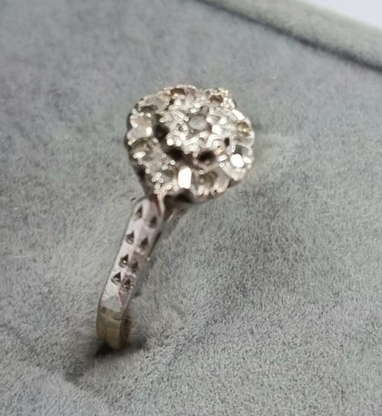 18ct Gold Diamond Ring Size 