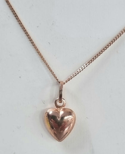 Fine 18 inch 9ct Rose Gold heart necklace