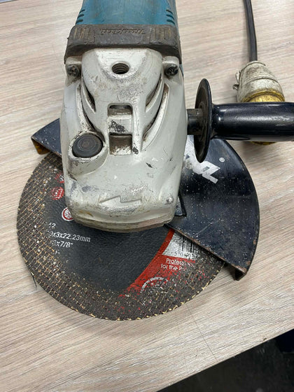 Makita DA3010 10mm Angle Drill