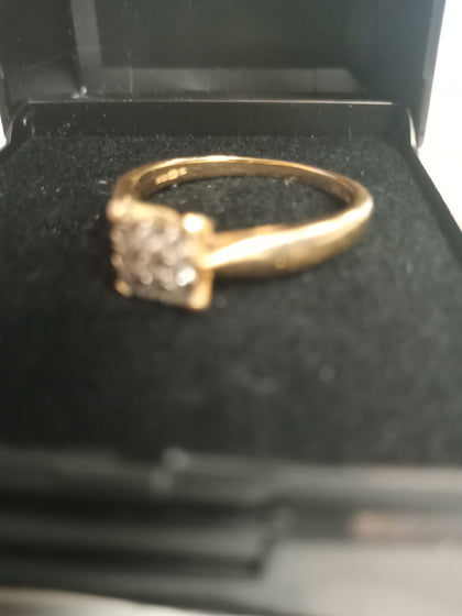 18 Karat gold ring