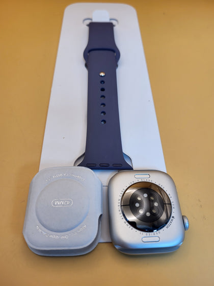 Apple Watch Series 11 42mm GPS Silver Aluminium Case with S/M Purple Fog Sport Band