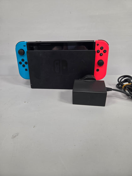Nintendo Switch v.2 Console Unboxed