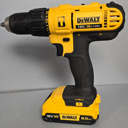 DEWALT DCD776 18V Cordless Lithium Combi Hammer Drill XR With 18V XR 2.0 AH Battery & DeWalt Charger.