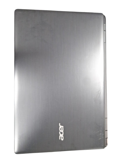 Acer E5-571 Laptop - i3-40054U Processor - 4GB RAM - 128GB SSD - 15