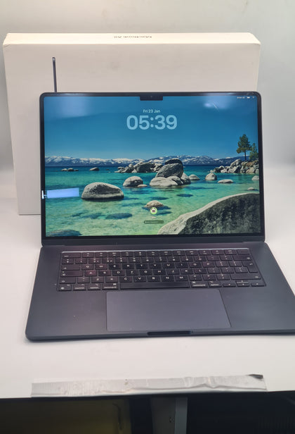 Apple MacBook Air 14,2 M2 8GB Ram 512GB SSD 13