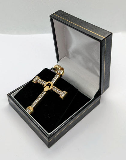 375 9CT Hallmarked, Cross With Flexible Joints, Embedded Stones Along, 10.8G, Boxed