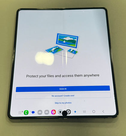 Samsung Galaxy Z Fold5 256GB Cream - unlocked - poor condition