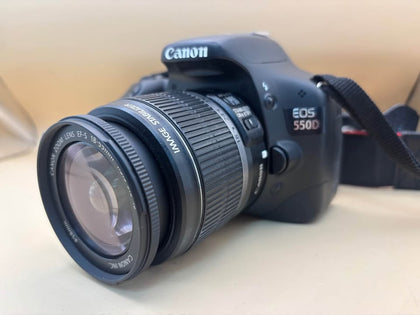 Canon EOS 550D + 18-55mm
