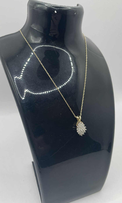 9ct Gold necklace with pendant