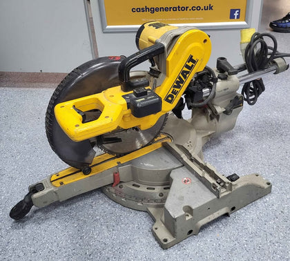 Dewalt (DW717XPS-LX) Type 2 Sliding Mitre Saw