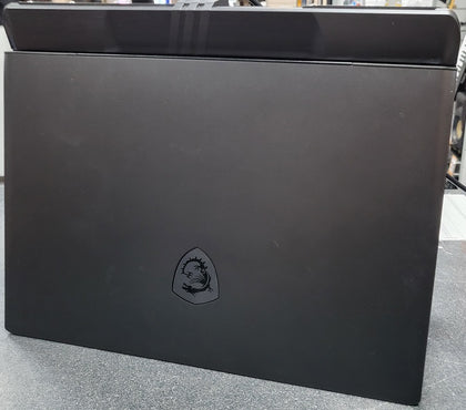 MSI 16 HX A14VFG - i9-14900HX - 32GB RAM - 1TB SSD - 4060 - 16