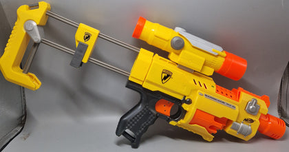 Nerf Guns Yellow Set x6 Guns And Bits *collection only*