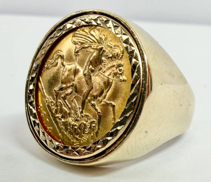 22ct gold Half Sovereign Mounted in a 9ct Ring Size Q 1/2