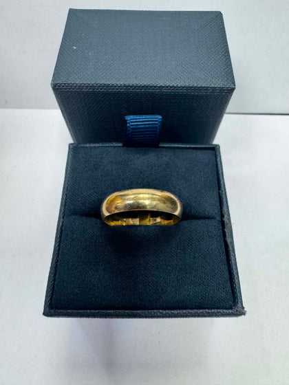 3..4g 9ct Band Ring - Size Q - **Hallmarked**