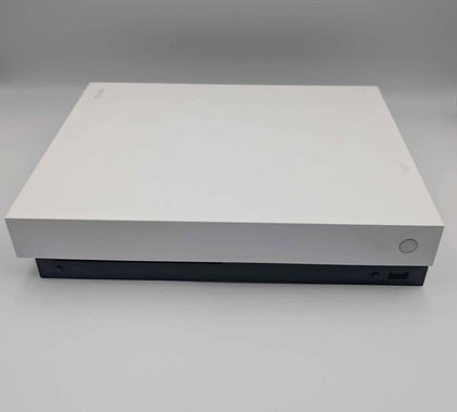Xbox One X 500GB Console, White - Includes 1x Abstract Glitch Print Controller - Unboxed