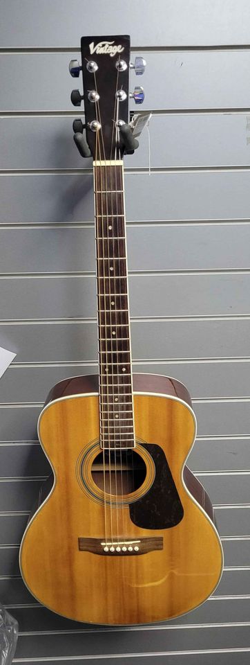 Vintage V300 6-String Acoustic Guitar - Unboxed