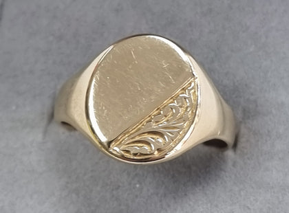 9ct Gold signet Ring Size W1/2