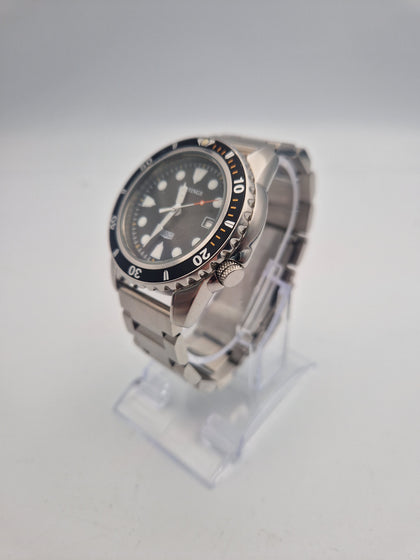 J.springs 200mm stainless steel mens Divers seiko quartz watch BOXED