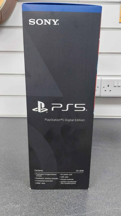 PlayStation 5 digital edition slim 1TB white Boxed (opened in store to check context) **BRAND NEW**