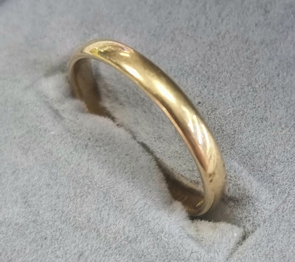 18ct Yellow Gold Band Size 