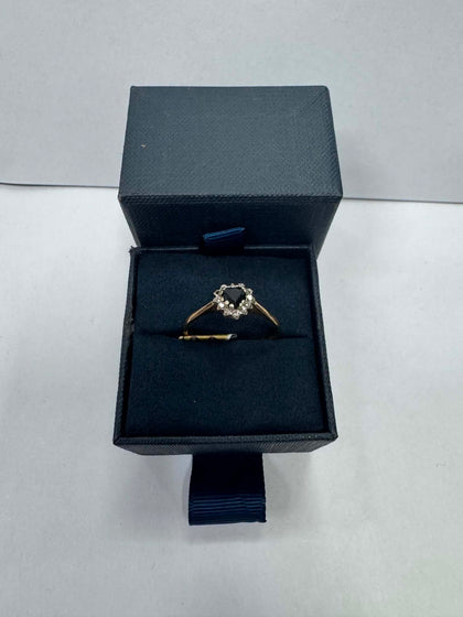 2.4g 9ct Gold Heart Halo Ring - Size M - **Hallmarked**