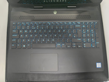 Alienware M15/i7-8750H/16GB RAM/256gb x 2 (512gb) /RTX 2060/15